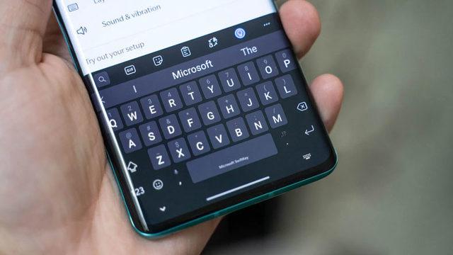 Popüler Klavye Uygulaması SwiftKey, Yeni İsmiyle Google Play Store’da Yayınlandı