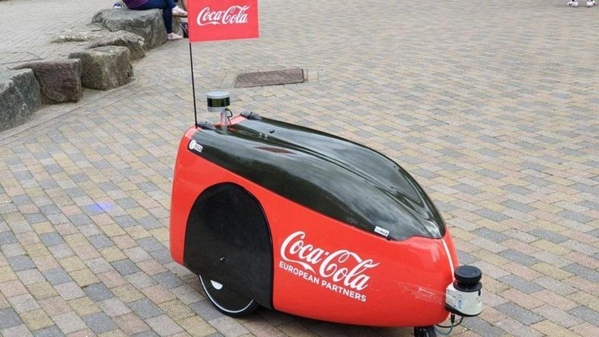 Coca Cola, Park Ziyaretçilerine Otonom Robotla İkram Sundu