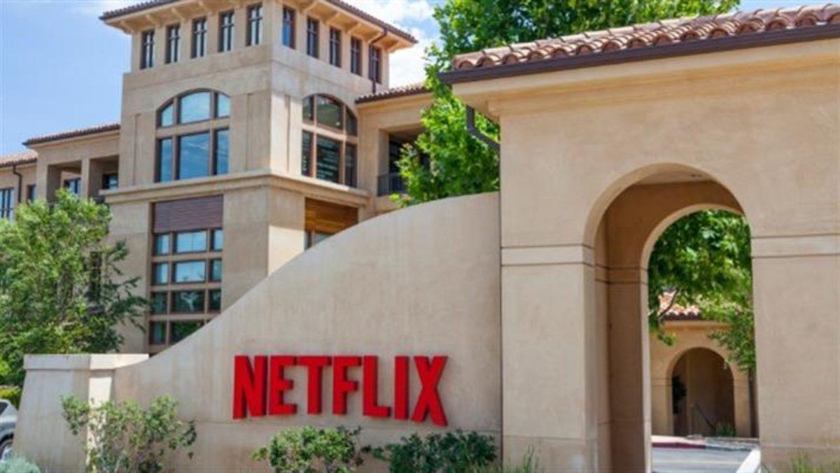 Bir Adam, ‘Netflix’te Film Çekeceğiz’ Diyerek Şirketleri 14 Milyon Dolar Dolandırdı