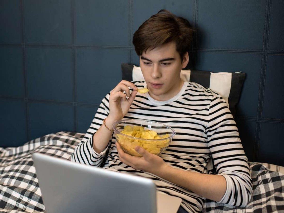 Zararsız Görülse de İnsanın Beynini Tüketen 4 Davranış