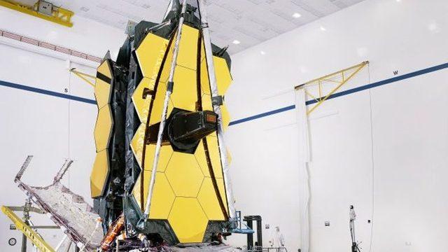Kurulumu Tamamlanan James Webb Uzay Teleskobu’nun Muhteşem Görüntüsü