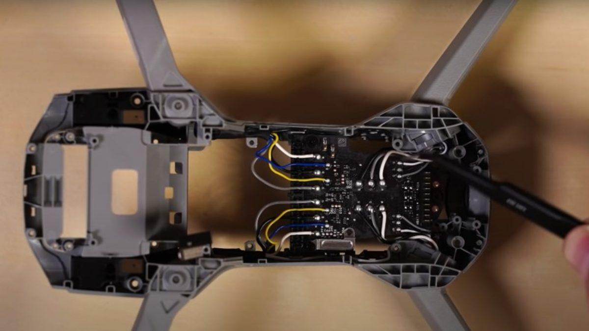 DJI Mavic Air 2 Son Vidasına Kadar Sökülüp, Parçalarına Ayrıldı (Video)
