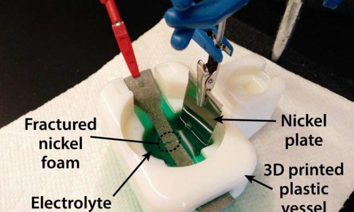 Oda Sıcaklığında ‘İyileşen’ Kemiksi Metal Köpük Üretildi