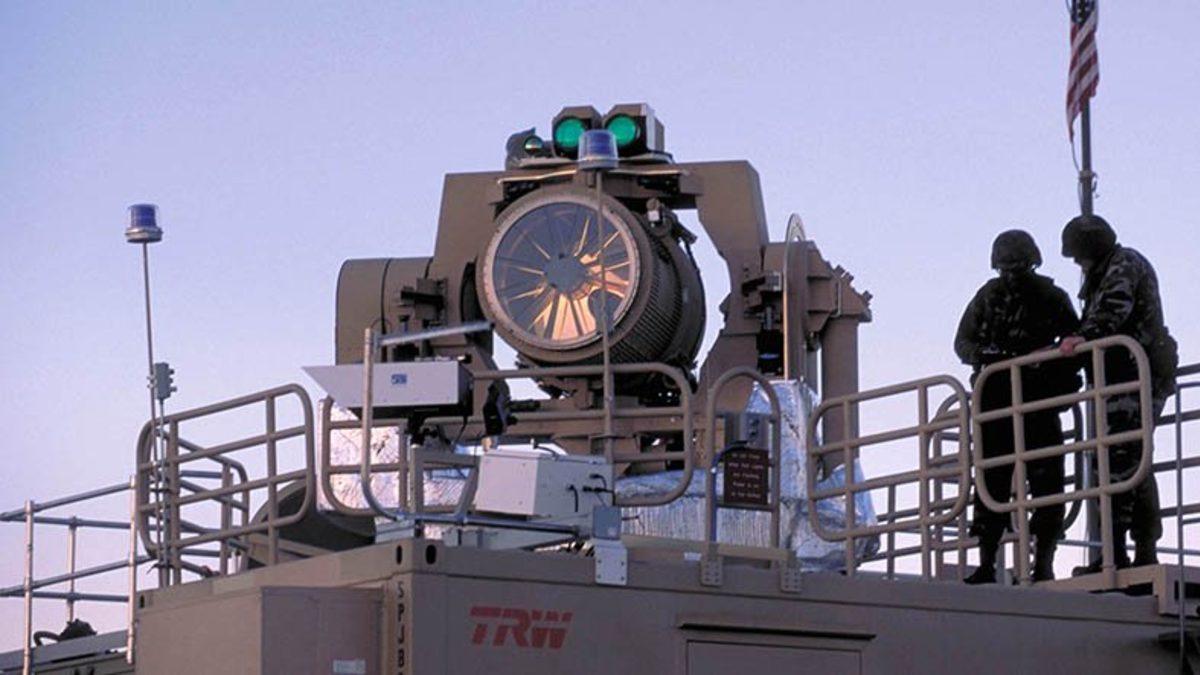 ABD Donanması, Star Wars Filminden Fırlamış Lazer Silahını Test Etti (Video)