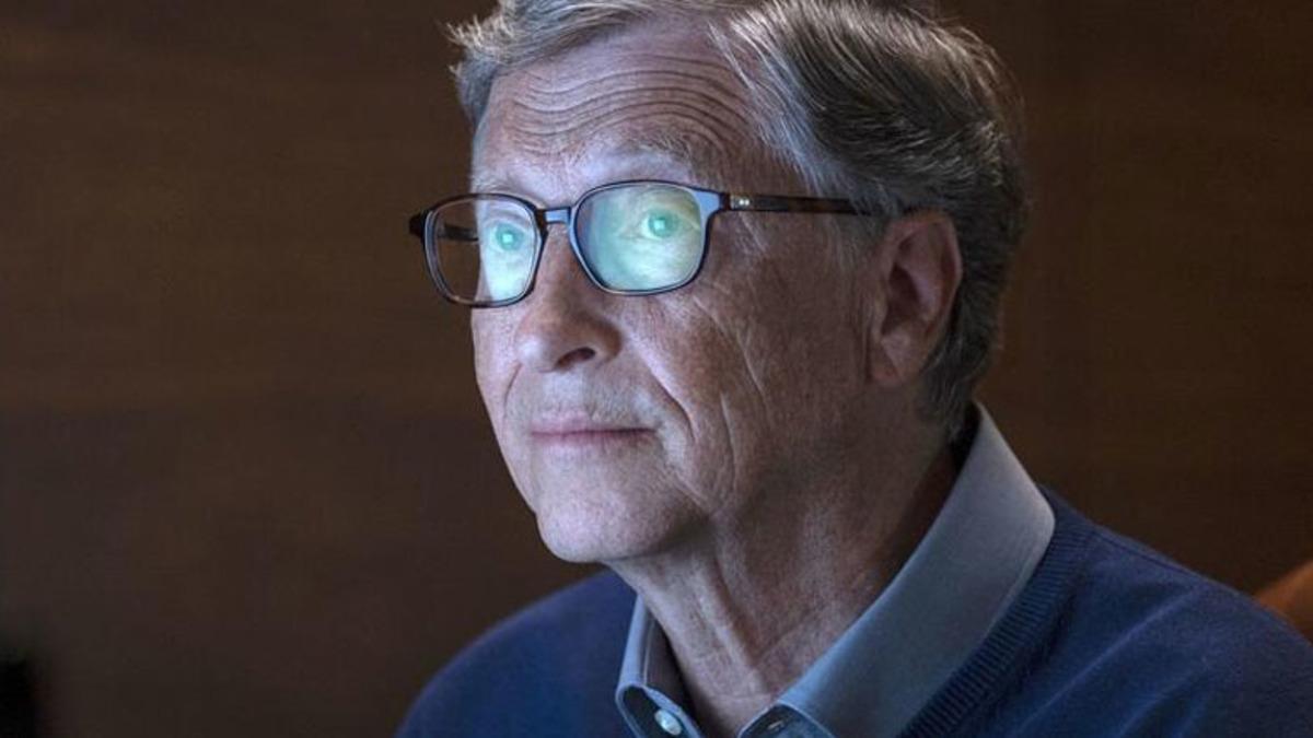 ABD’lilerin %50’si Bill Gates’in Koronavirüsü İnsanlara Mikroçip Takmak İçin Kullandığına İnanıyor