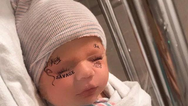 Elon Musk’ın Eşi Grimes, Oğulları X Æ A-12’nin İsmini Değiştirdiklerini Açıkladı