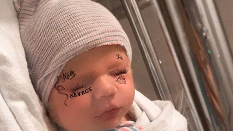 Elon Musk’ın Eşi Grimes, Oğulları X Æ A-12’nin İsmini Değiştirdiklerini Açıkladı