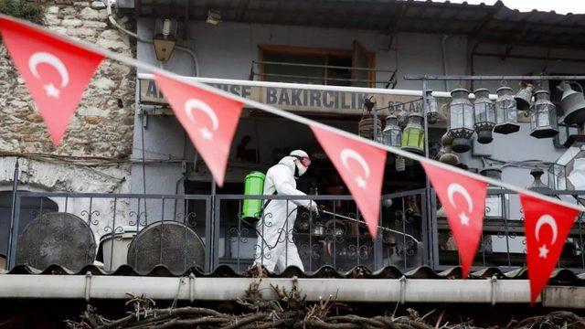 Singapur, Koronavirüs Salgınının Türkiye’de Tam Olarak Biteceği Tarihi Açıkladı
