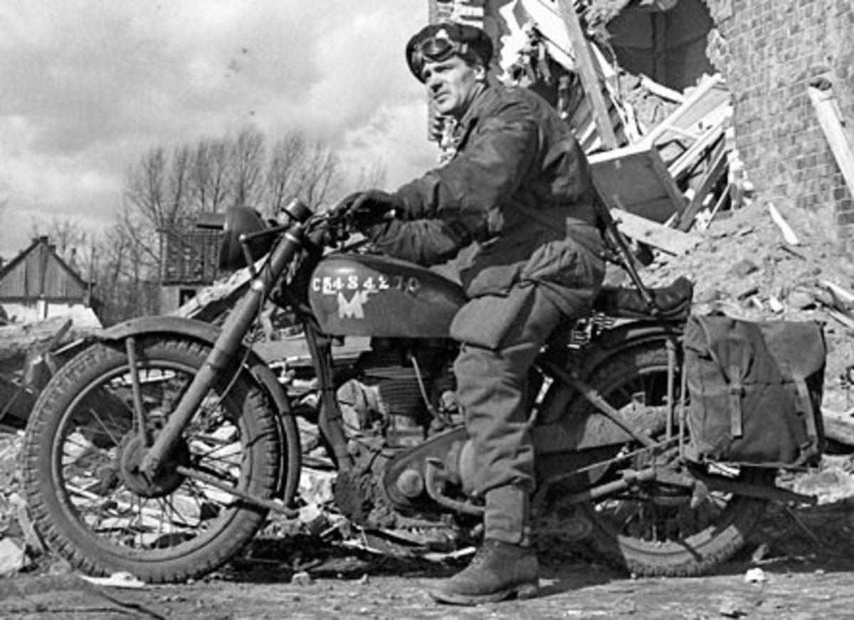 100 Yıl Önce Popüler Olup Bugünlerde Var Olmayan 20 Meslek