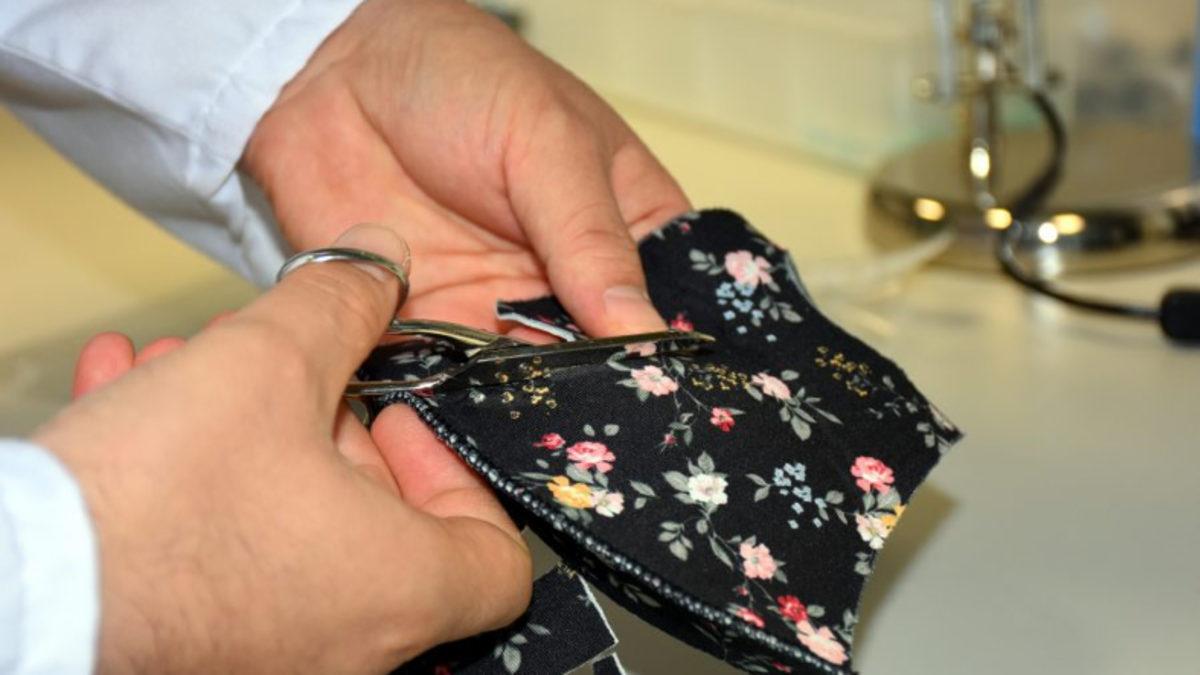 Türkiye’de Yaz Aylarında Kullanmak İçin ’Konforlu’ Maske Üretilecek