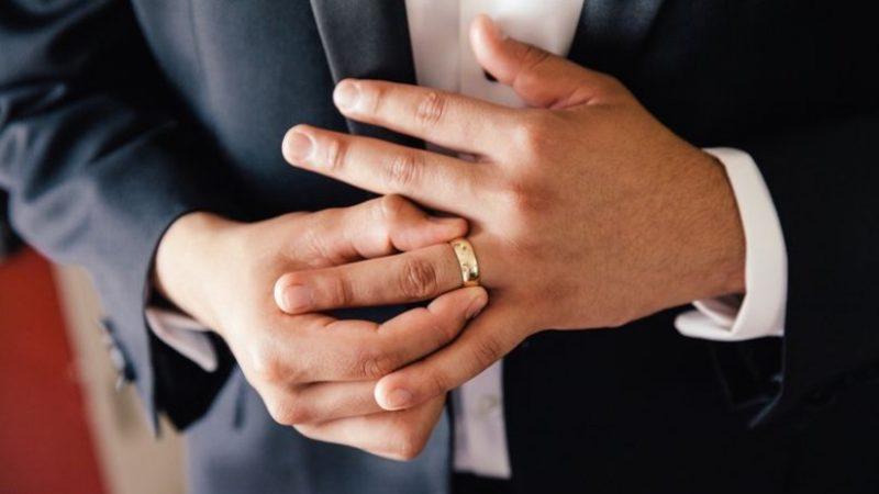 Evrimsel Biyoloji Uzmanı: Yüzük Parmağı Uzun Erkeklerin COVID-19’dan Ölme Riski Daha Az