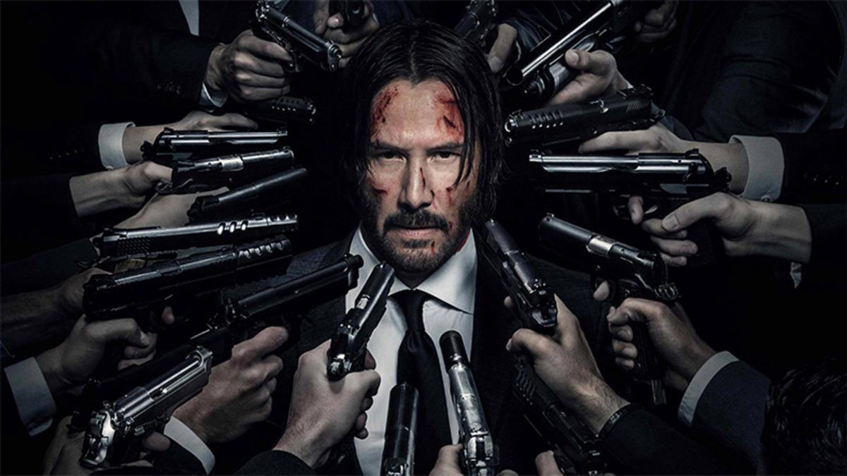 John Wick, Bütün Filmlerde Kol Saatini Neden Ters Takıyor? (Video)