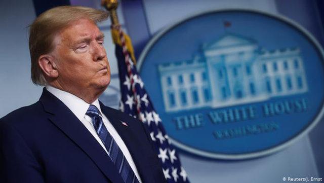 Twitter, Donald Trump’ın İki Tweetinin Altına ‘Gerçeklere Ulaşın’ Bağlantısı Yerleştirdi