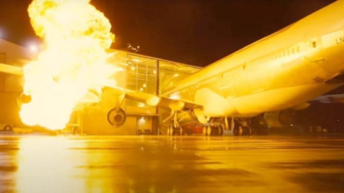 Tenet Filmindeki Çarpışma Sahnesinde Gerçek Bir Boeing 747 Tipi Uçak Kullanılmış