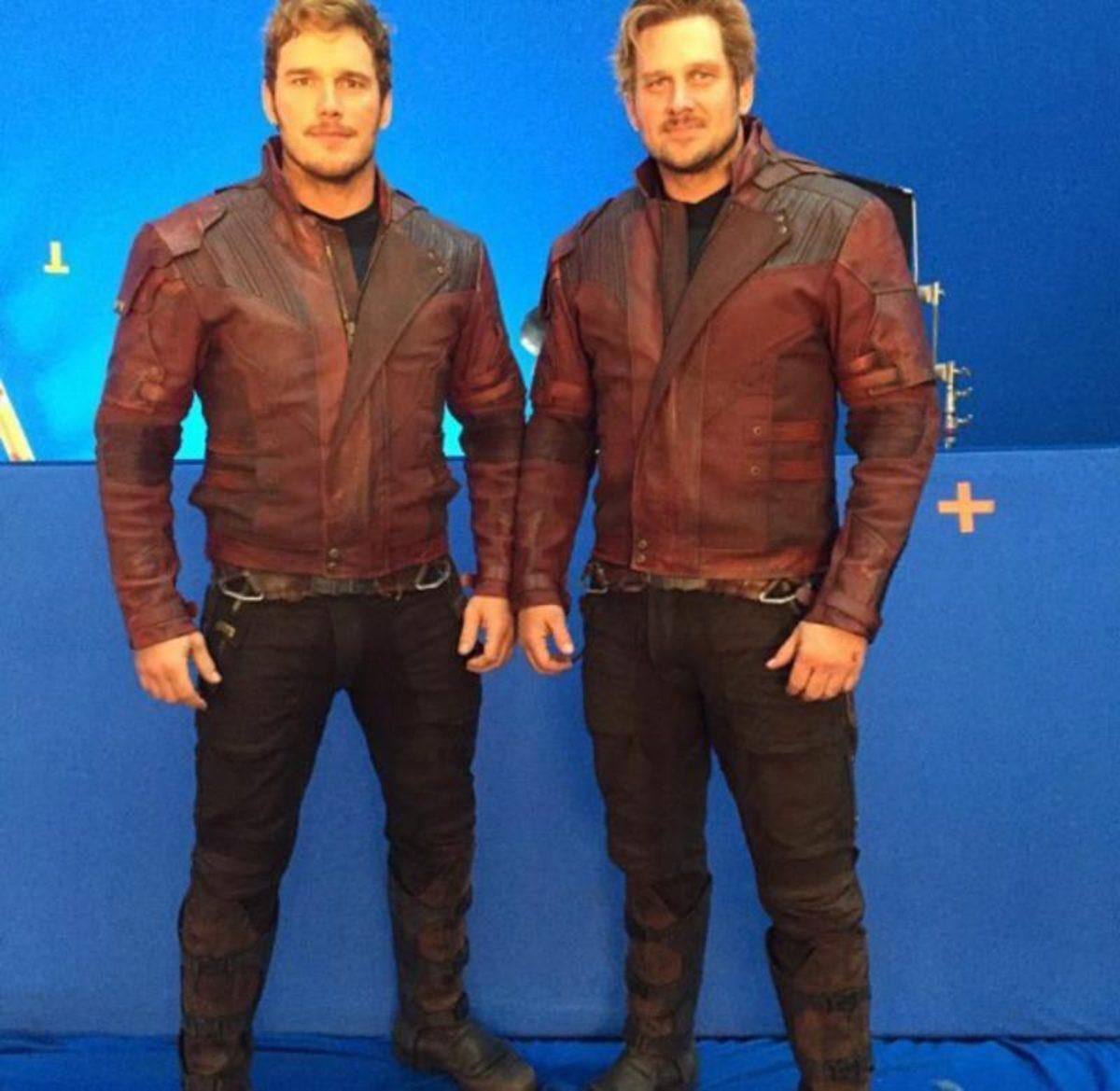 Marvel Oyuncularının İkiz Gibi Dublörleriyle Çekilmiş 13 Kamera Arkası Fotoğraf