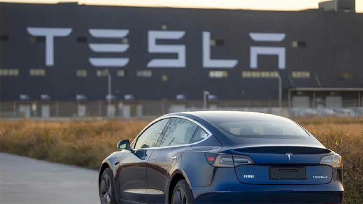 Tesla’nın Diğer Otomobil Firmaları Gibi Reklam Yapmaması Tartışma Konusu Oldu