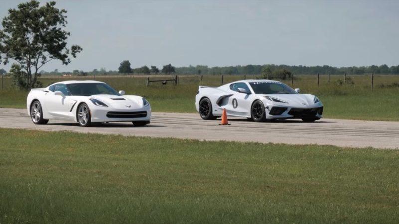2020 Chevrolet Corvette Stingray ile Corvette C7’yi Karşı Karşıya Getiren Kalkış Yarışı (Video)