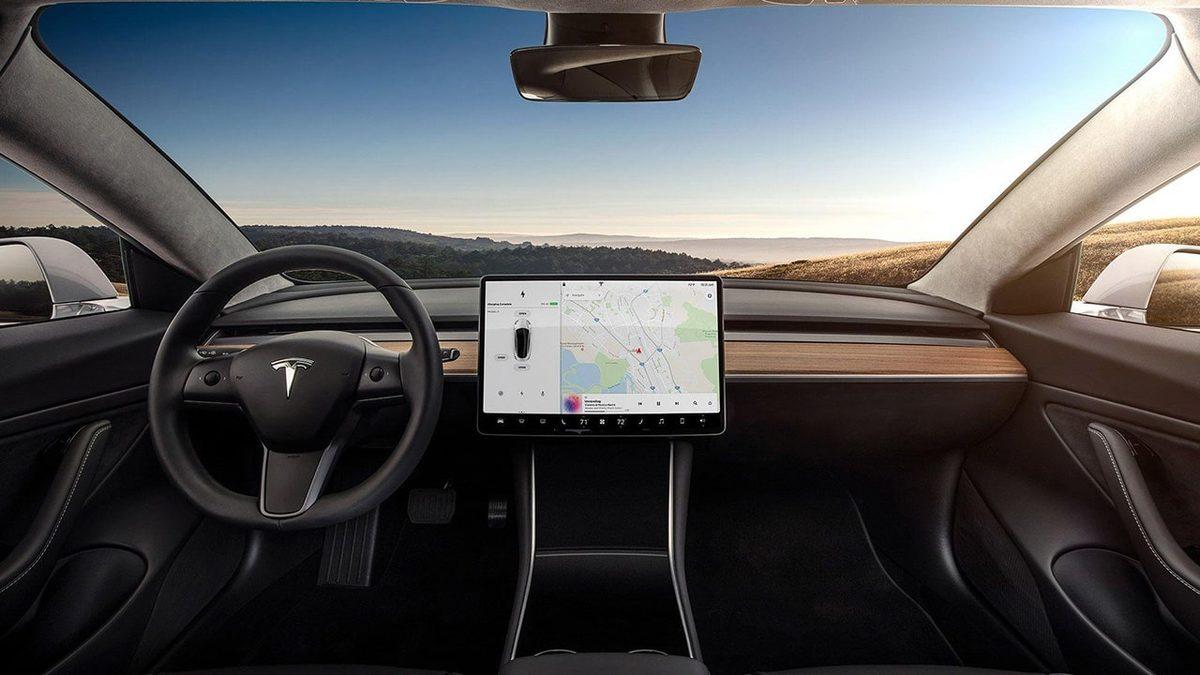 Tesla ‘En Güvenli Arabalar’ Listesinden Diskalifiye Edildi: İşte Sebebi