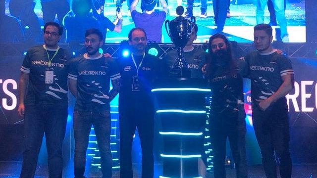 Hükmettik: Espor Kulübümüz Regnant, Namağlup Türkiye Şampiyonu Oldu