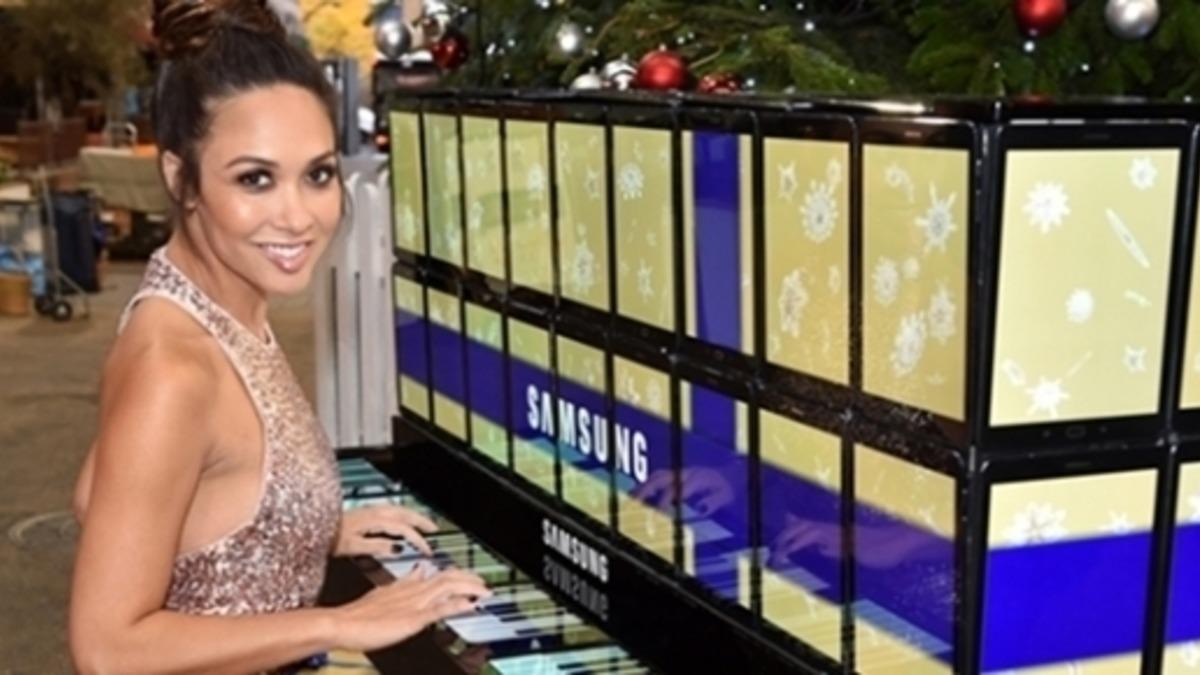 Samsung Galaxy Tab S2’yle Dünyanın İlk Tablet Piyanosu