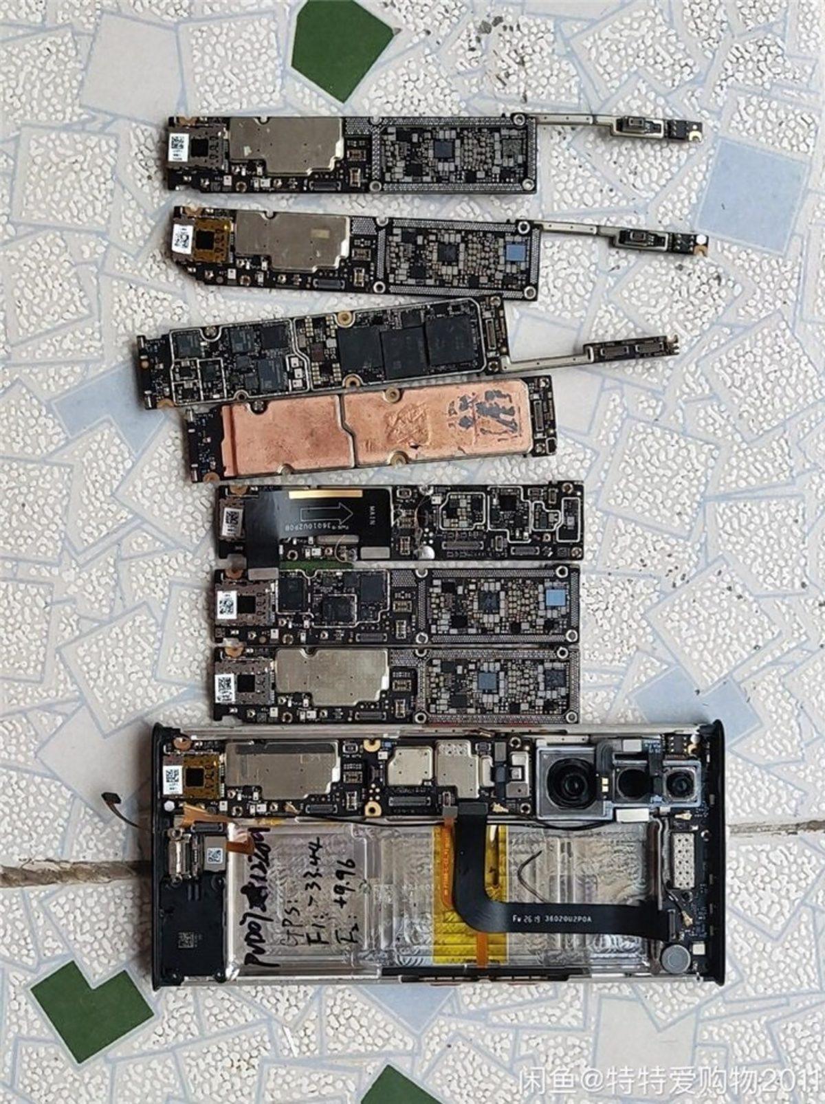 Xiaomi Mi Mix Alpha’nın Parçalarına Ayrıldığı Fotoğraflar Paylaşıldı