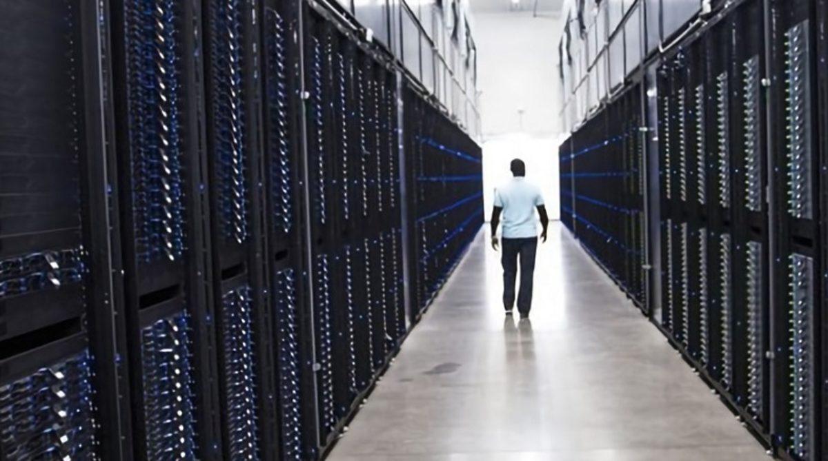 Apple’ın Yazılımına Sızıp Çalışanların Bilgilerini Çalan Hacker Para Cezasına Çarptırıldı