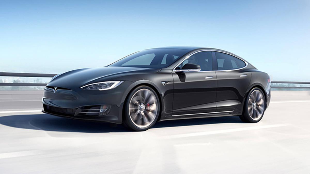 7 Yaşındaki Tesla Otomobilin Batarya Kapasitesi Sadece Yüzde 2 Düştü