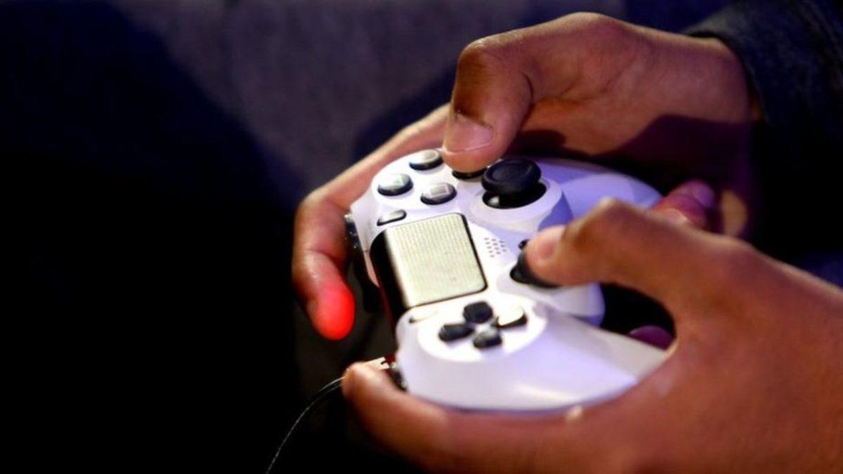 Call of Duty Oyunu Yüzünden Yapılan Bir Sahte İhbar ile Masum Bir Kişi Öldürüldü