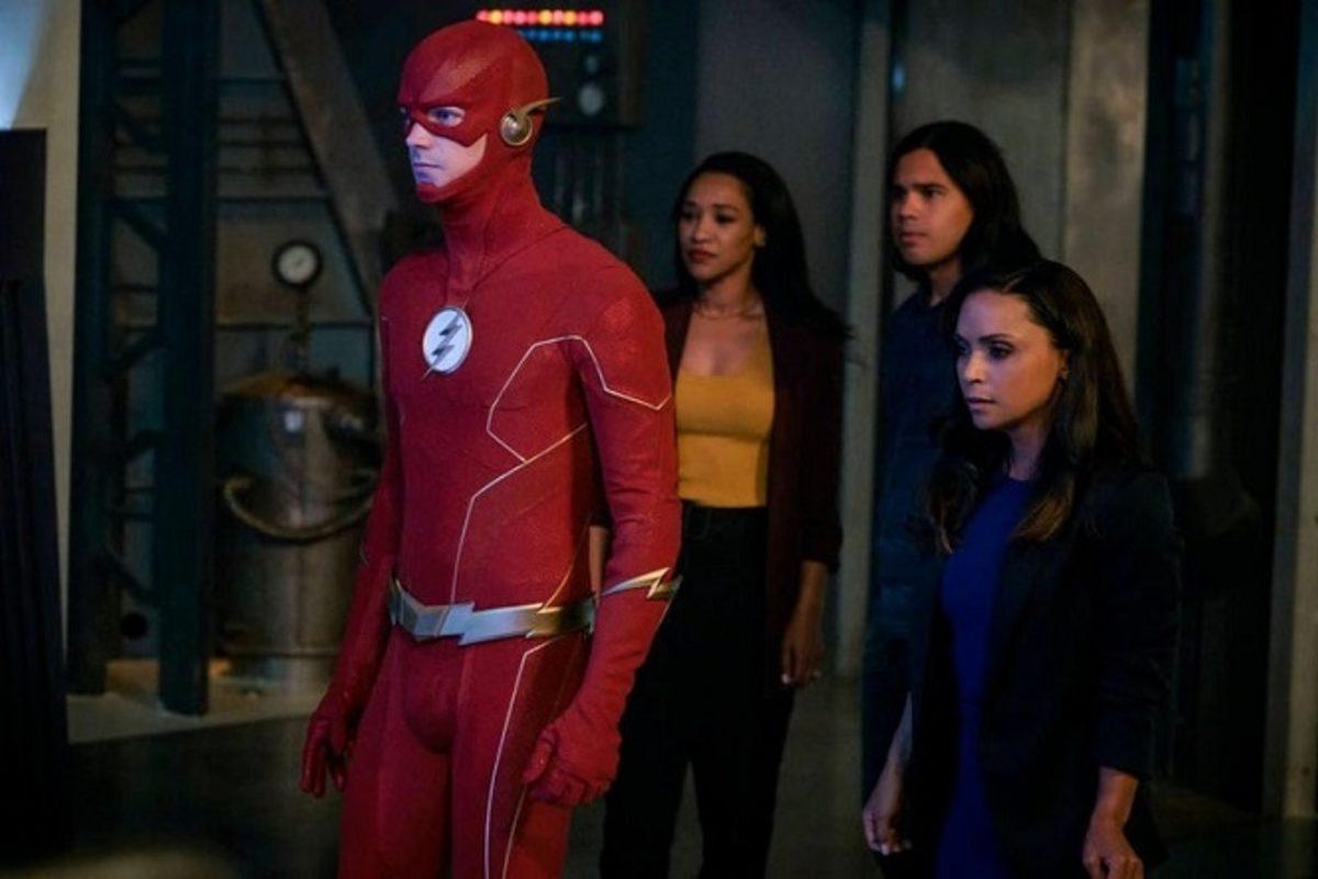 Flash’ın 6. Sezonuna Ait Görseller, Yeni Kostümü Ortaya Çıkardı