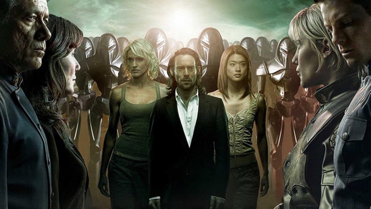 Efsanevi Bilim Kurgu Dizisi Battlestar Galactica, 2020’de Geri Dönüyor