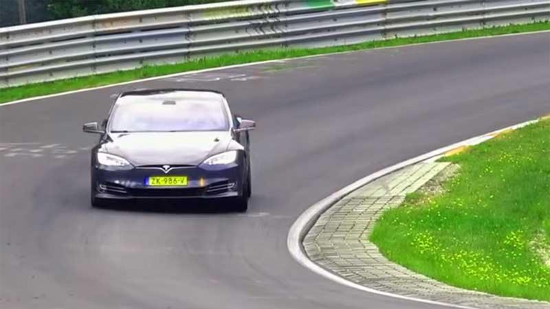 İddia: Tesla, Nürburgring’de Porsche’nin Elektrikli Araba Rekorunu Ele Geçirdi