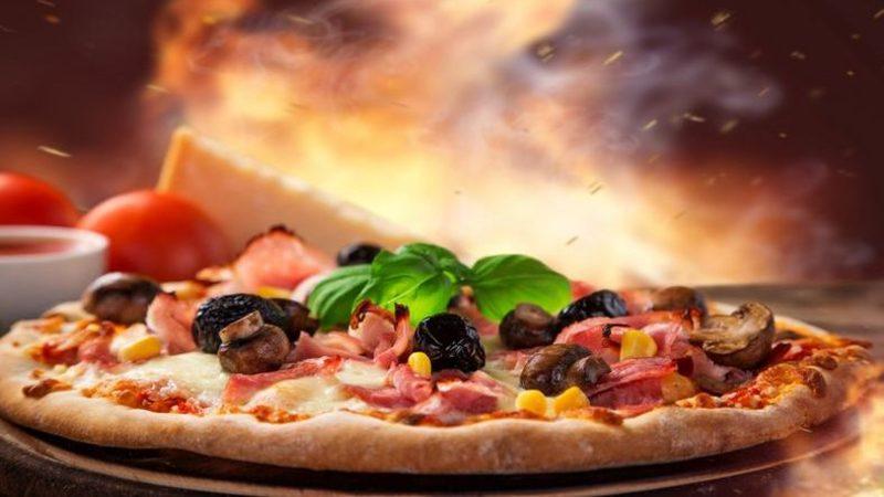Bir Mühendis, Neden Her Zaman Büyük Pizza Alınması Gerektiğini Açıkladı