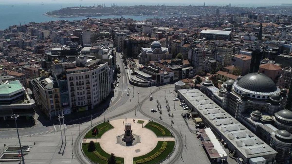 15 İldeki Hafta Sonu Sokağa Çıkma Kısıtlaması İptal Edildi