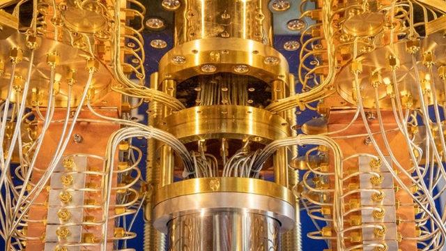 IBM, 53 Qubit’lik Kuantum Bilgisayarını Yakında Kullanıma Sunacak