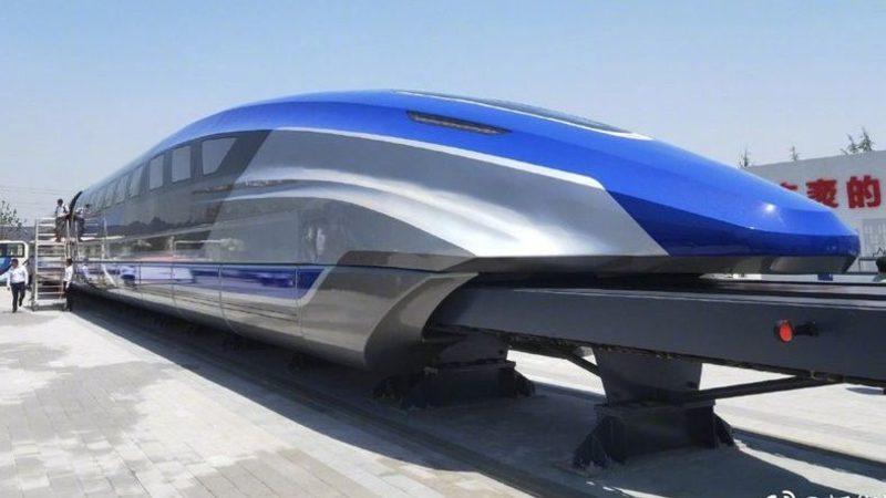 Çin’in ‘Uçan Treni’nin Parçaları Tanıtıldı