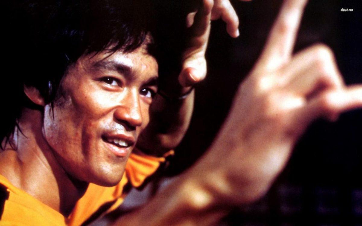 Bruce Lee’nin İkonik ‘1 Inch Punch’ Hareketinin Ardında Yatan Bilimsel Gerçek