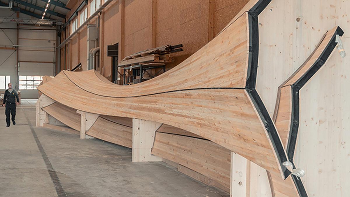 Ahşabın Makine Kullanmadan Bükülmesini Sağlayan Yöntem