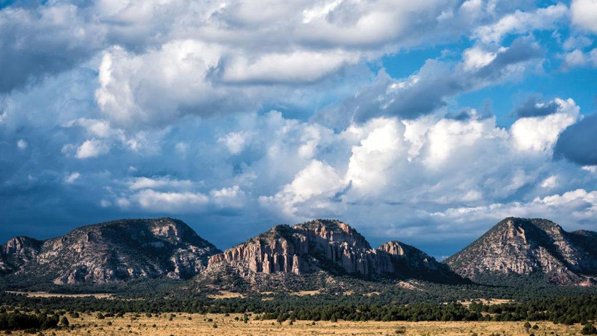 Yıllardır Toplumdan İzole Şekilde Yaşayan Çiftin İbretlik Hikayesi