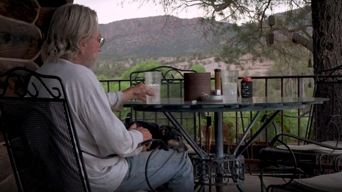 Yıllardır Toplumdan İzole Şekilde Yaşayan Çiftin İbretlik Hikayesi