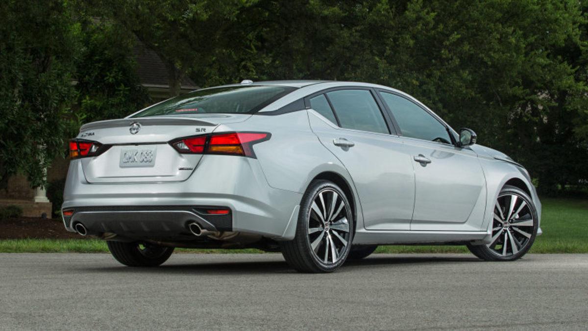 Nissan ve Infinity, 1,2 Milyon Aracı Hatalı Arka Kamera Yüzünden Geri Çağırdı