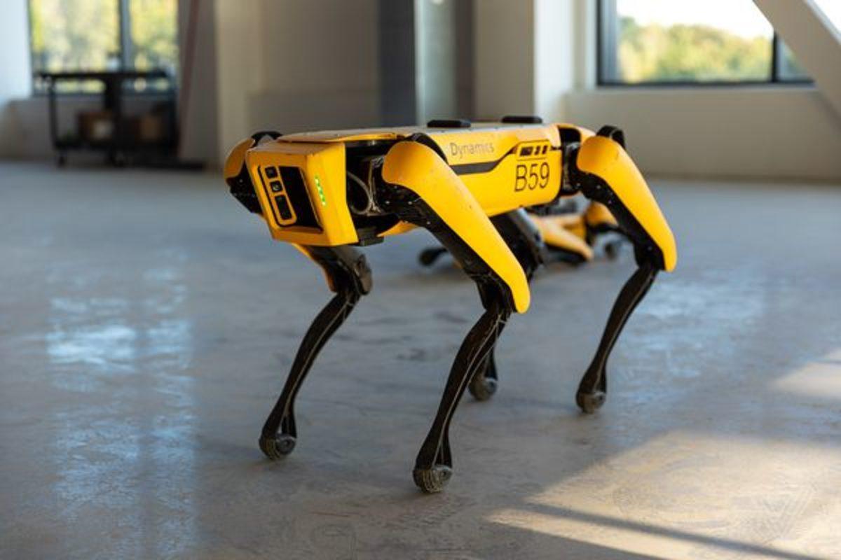 Boston Dynamics’in ‘Spot’ İsimli Robotu, Piyasaya Sürülmeye Hazırlanıyor