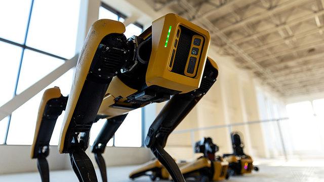 Boston Dynamics’in ‘Spot’ İsimli Robotu, Piyasaya Sürülmeye Hazırlanıyor