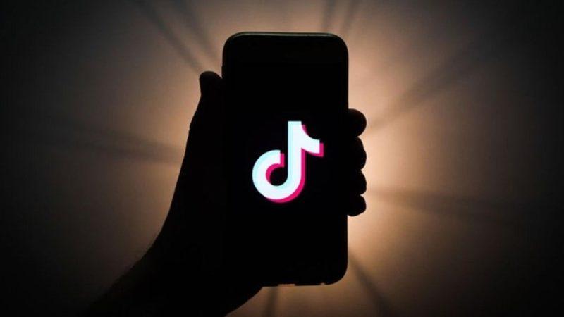 24 Yaşındaki Bir Adam, TikTok Videosunda Böcek İlacı İçip İntihar Etti