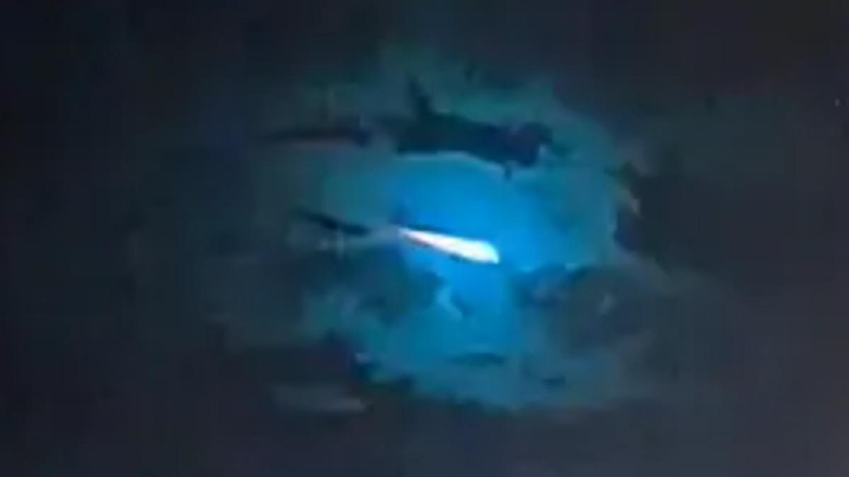 Avustralyalılara ’Uzaylılar Geldi’ Diye Düşündüren Yeşil Renkli Meteor (Video)