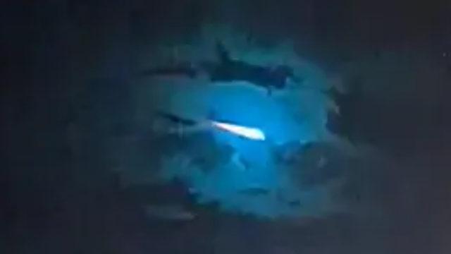 Avustralyalılara ’Uzaylılar Geldi’ Diye Düşündüren Yeşil Renkli Meteor (Video)