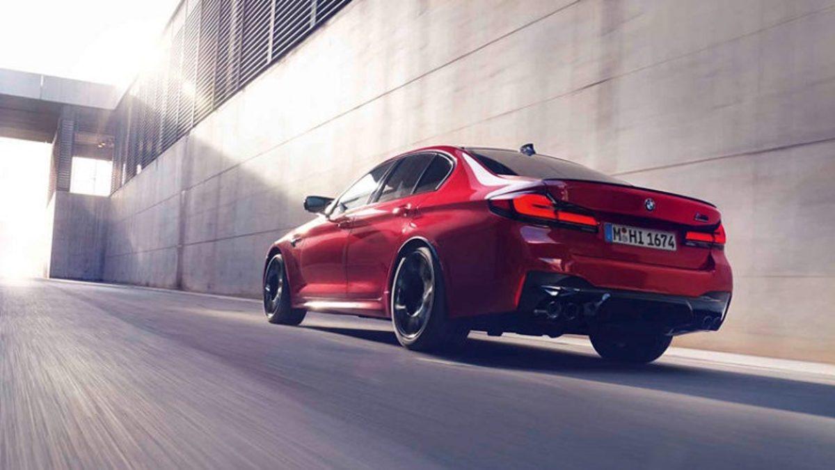 2021 BMW M5, Teknolojik İyileştirmeler ve Güncellenen Tasarımı ile Tanıtıldı