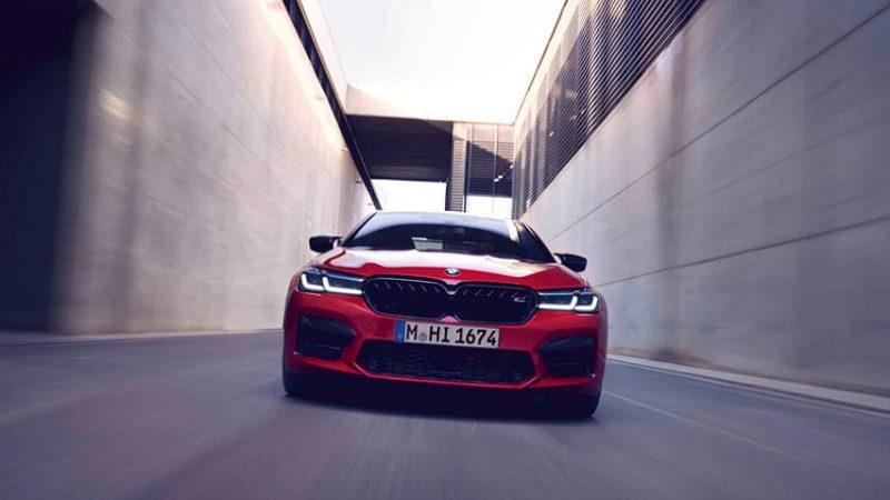 2021 BMW M5, Teknolojik İyileştirmeler ve Güncellenen Tasarımı ile Tanıtıldı