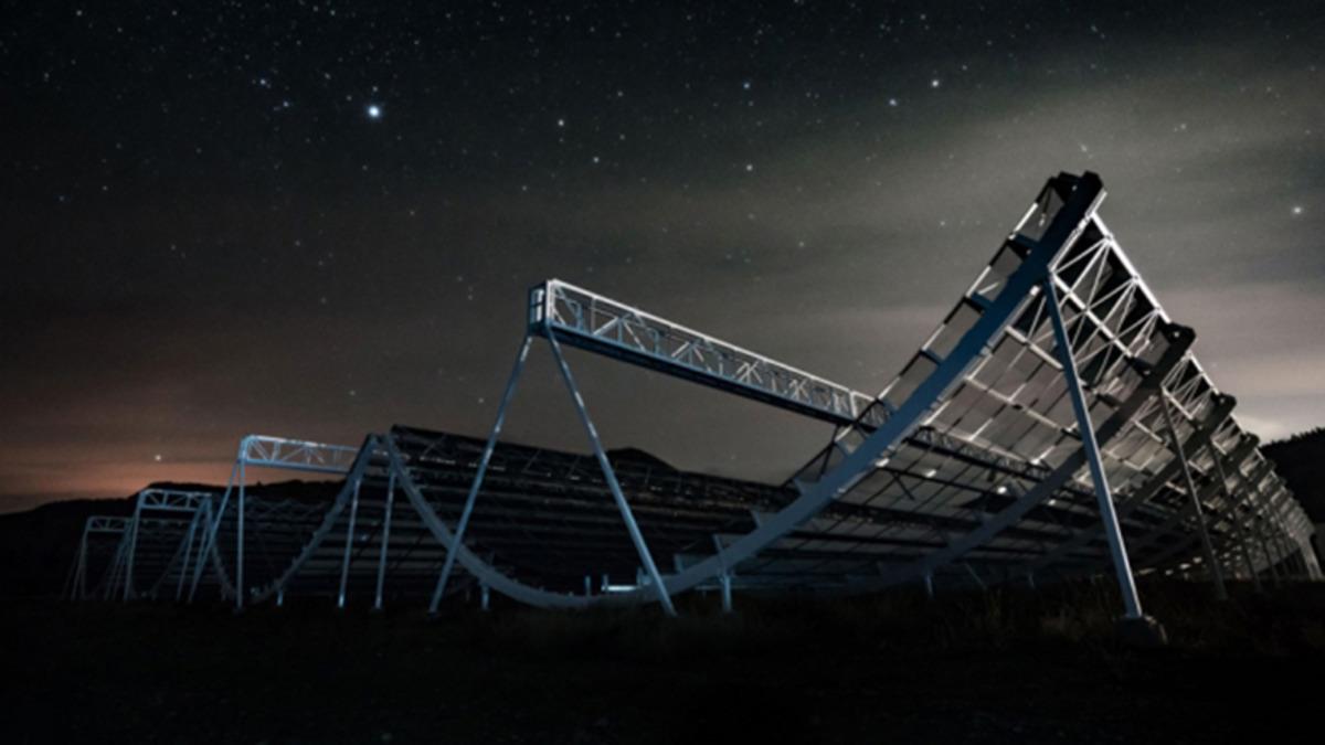 Araştırmacılar, 16 Günlük Periyotla Tekrar Eden Bir Hızlı Radyo Patlamasını Araştırıyorlar