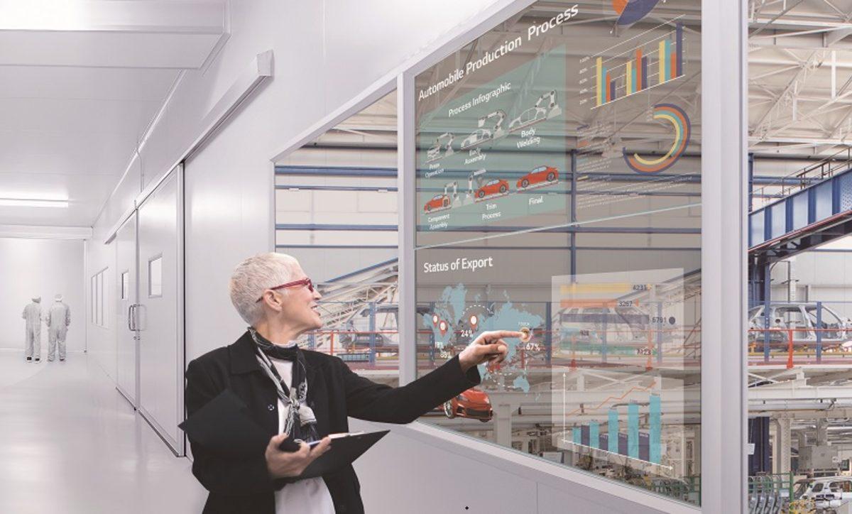 LG, Yeni Şeffaf OLED Dokunmatik Ekranını Tanıttı