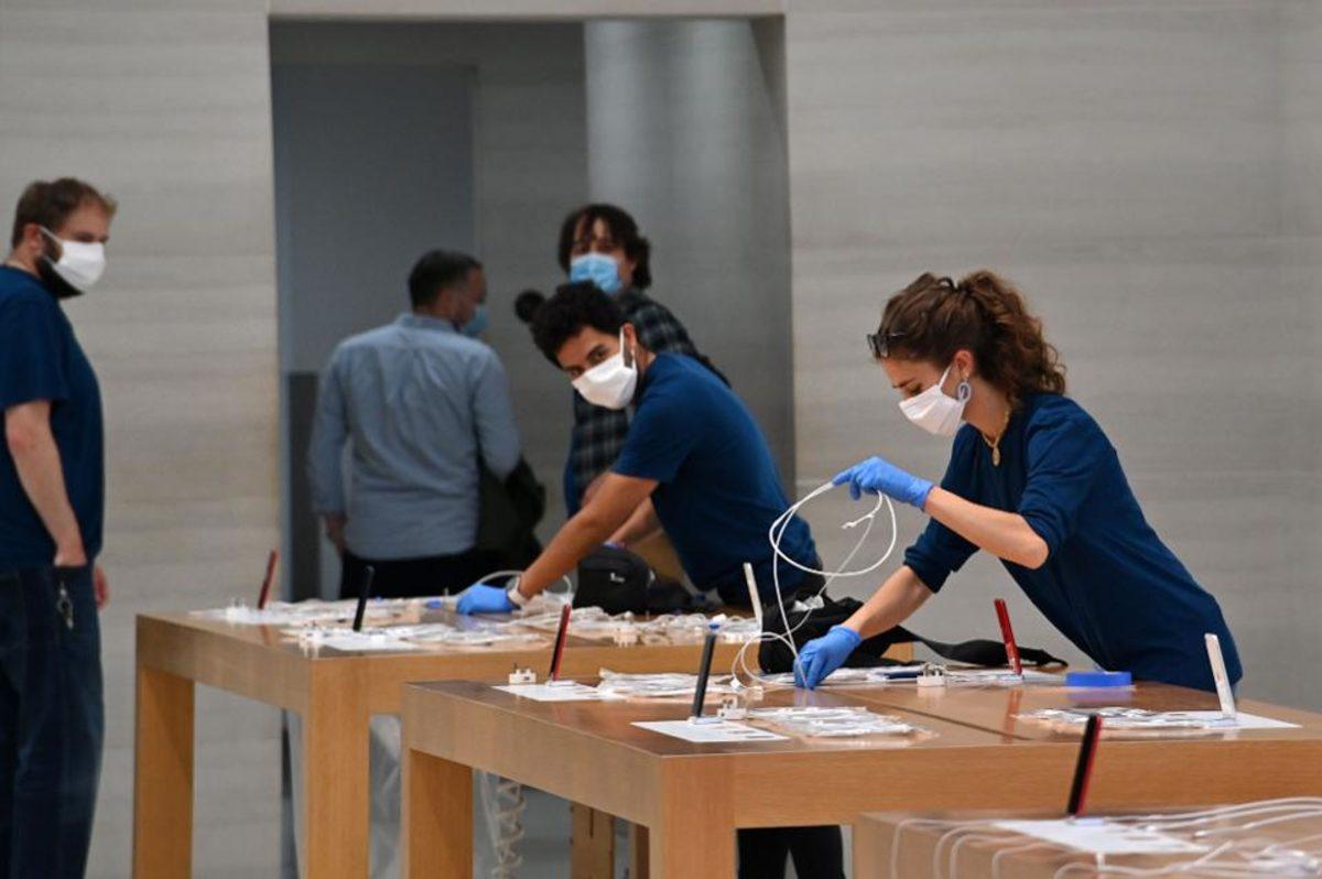 Apple, ABD’deki Mağazalarını Salgın Nedeniyle Tekrar Kapatmaya Başlayacak